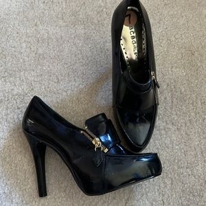 BCBGirls 4.5” heels black patent leather. New!